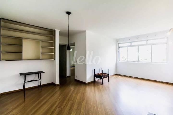 LIVING de Apartamento à venda, Padrão com 77 m², 2 quartos e 1 vaga em Paraíso - São Paulo