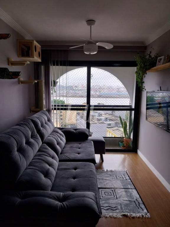 SALA de Apartamento à venda, Padrão com 49 m², 2 quartos e 1 vaga em Quinta da Paineira - São Paulo