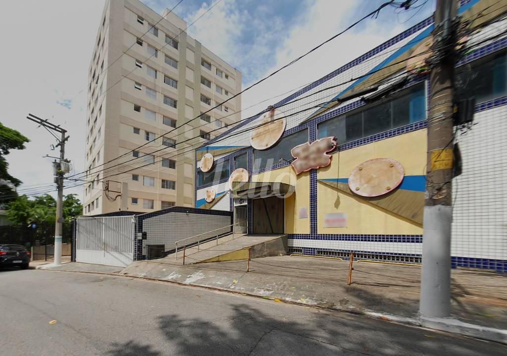 FACHADA de Casa para alugar, sobrado com 475 m², e 3 vagas em Vila Albertina - São Paulo