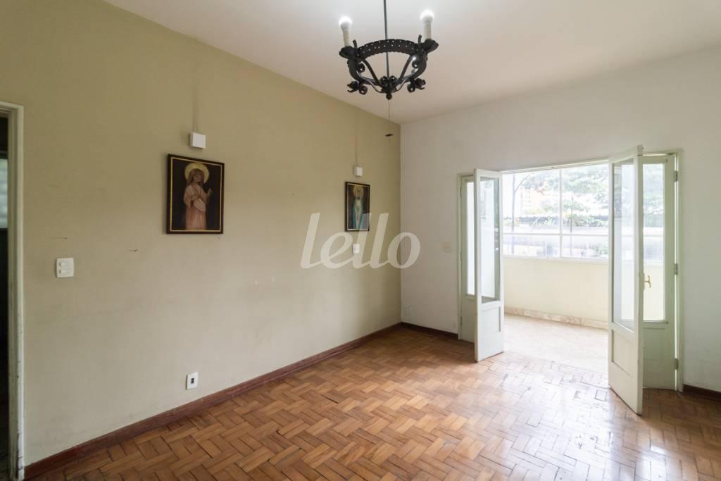 QUARTO 1 de Apartamento para alugar, Padrão com 290 m², 3 quartos e 1 vaga em Consolação - São Paulo