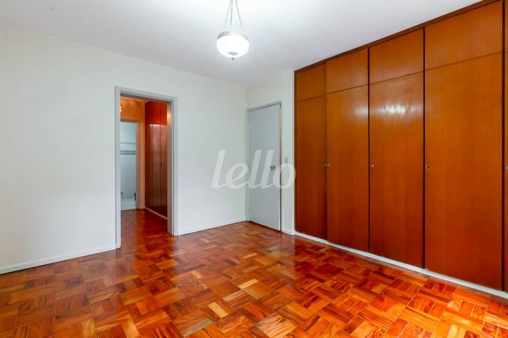 SUÍTE de Apartamento à venda, Padrão com 225 m², 4 quartos e 2 vagas em Perdizes - São Paulo