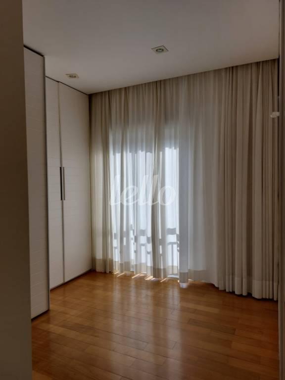 FOTO APTO de Apartamento à venda, Padrão com 170 m², 4 quartos e 4 vagas em Santana - São Paulo
