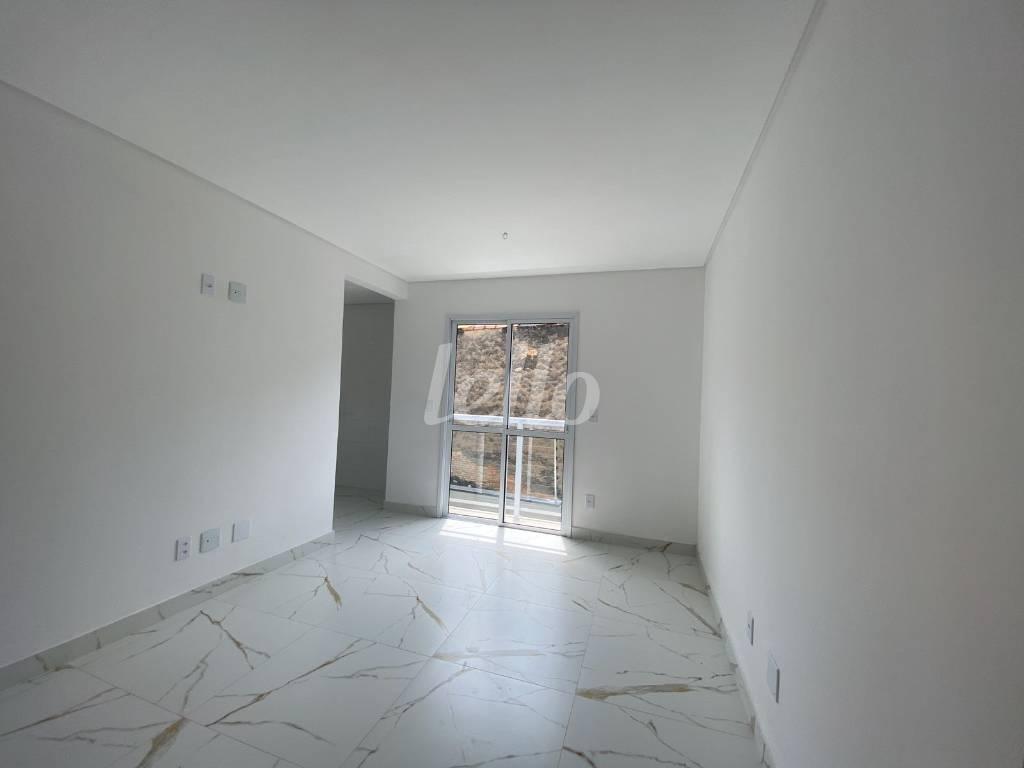 SALA de Apartamento à venda, Padrão com 47 m², 2 quartos e 1 vaga em Vila Alice - Santo André