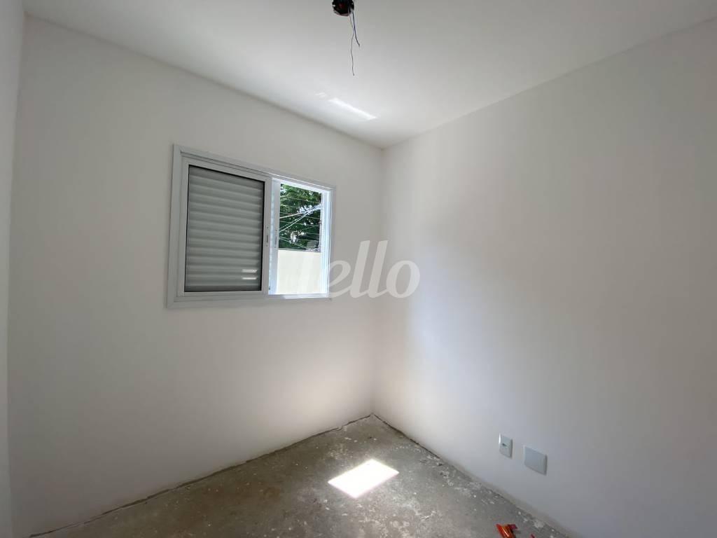 DORMITÓRIO de Apartamento à venda, Padrão com 72 m², 2 quartos e 1 vaga em Vila Alice - Santo André