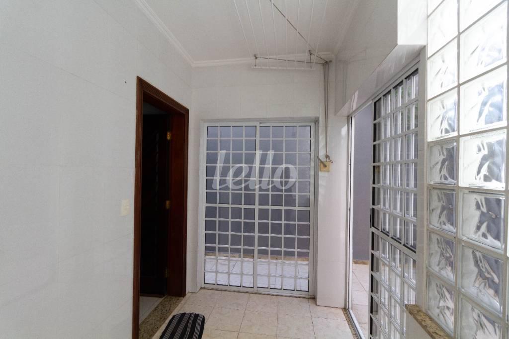 ÁREA DE SERVIÇO (2) de Casa para alugar, sobrado com 140 m², 3 quartos e 2 vagas em Tatuapé - São Paulo