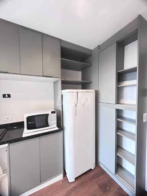 COZINHA de Apartamento para alugar, Padrão com 28 m², 1 quarto e em Vila Independência - São Paulo