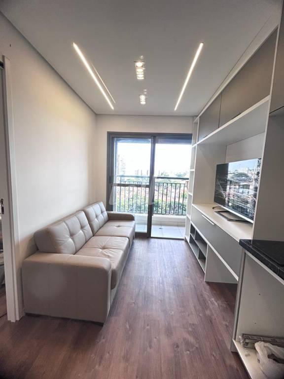 SALA de Apartamento para alugar, Padrão com 28 m², 1 quarto e em Vila Independência - São Paulo