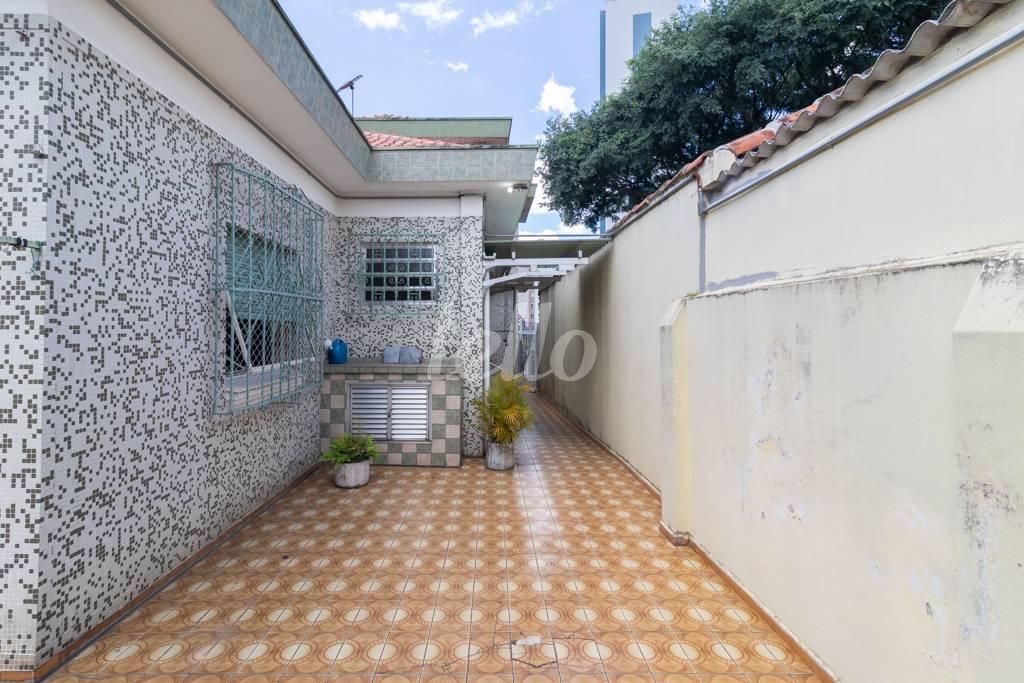 46 - ÁREA EXTERNA de Casa à venda, térrea com 270 m², 4 quartos e 2 vagas em Vila Matilde - São Paulo