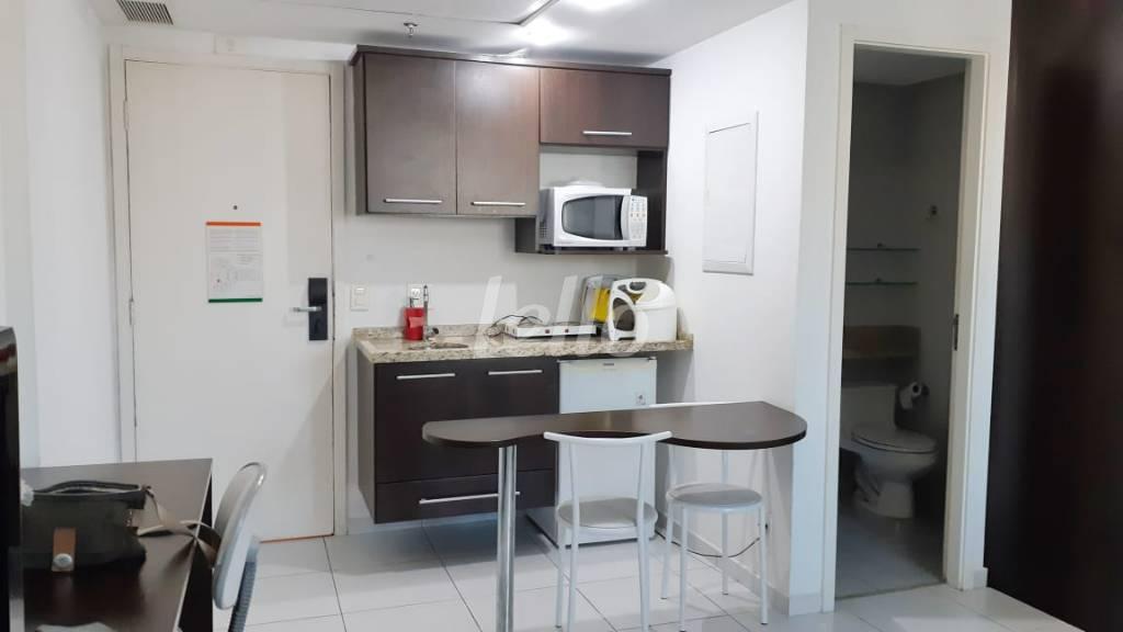 COZINHA de Apartamento para alugar, Padrão com 35 m², 1 quarto e 1 vaga em Indianópolis - São Paulo