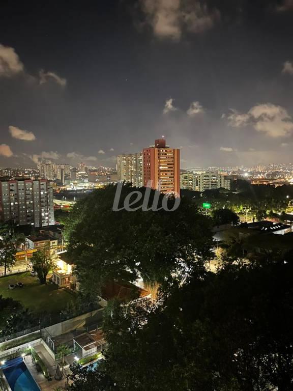 VISTA DO APARTAMENTO de Apartamento à venda, Padrão com 65 m², 2 quartos e 2 vagas em Jardim - Santo André