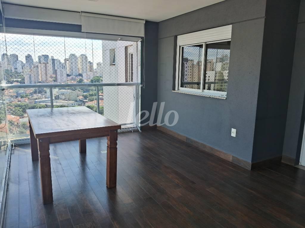VARANDA GOURMET 1 de Apartamento à venda, Padrão com 97 m², 3 quartos e 2 vagas em Chácara Inglesa - São Paulo