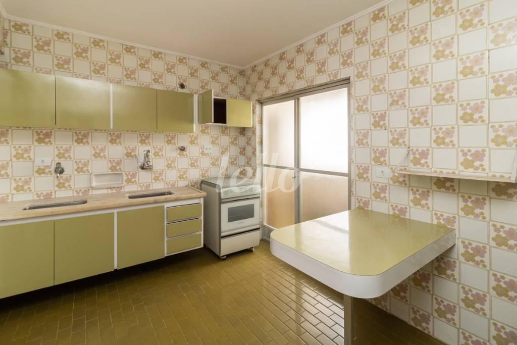 COZINHA de Apartamento para alugar, Padrão com 114 m², 3 quartos e 2 vagas em Bela Vista - São Paulo