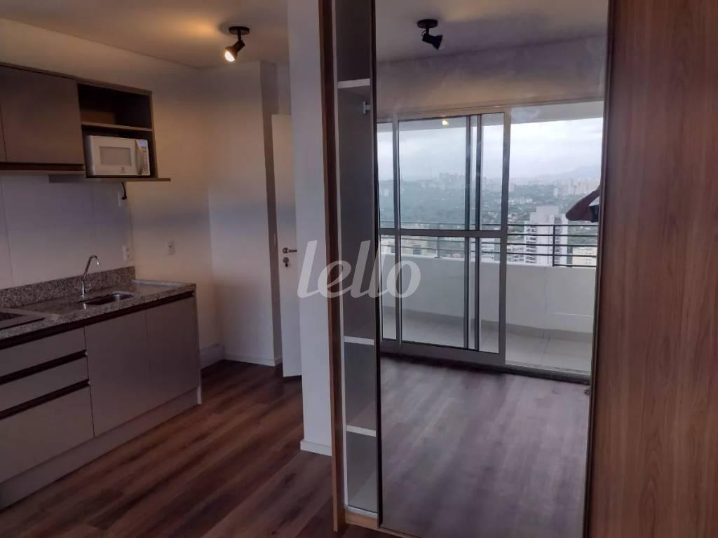 SALA de Apartamento para alugar, Padrão com 26 m², 1 quarto e em Butantã - São Paulo