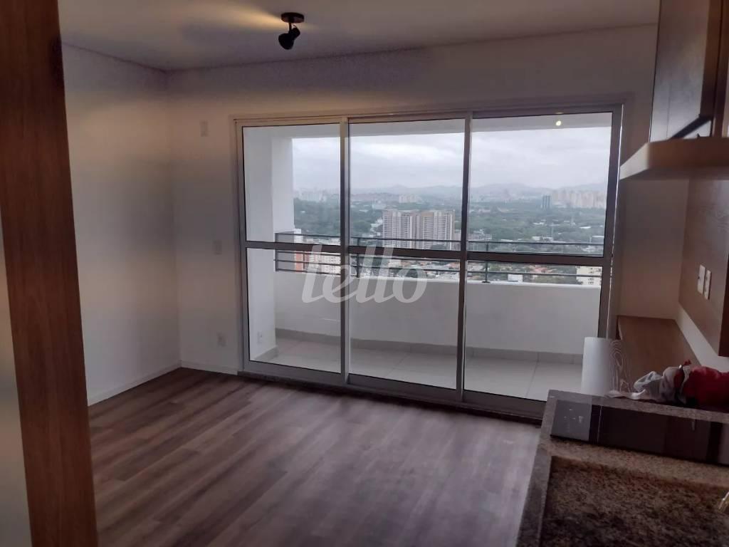 SALA de Apartamento para alugar, Padrão com 26 m², 1 quarto e em Butantã - São Paulo