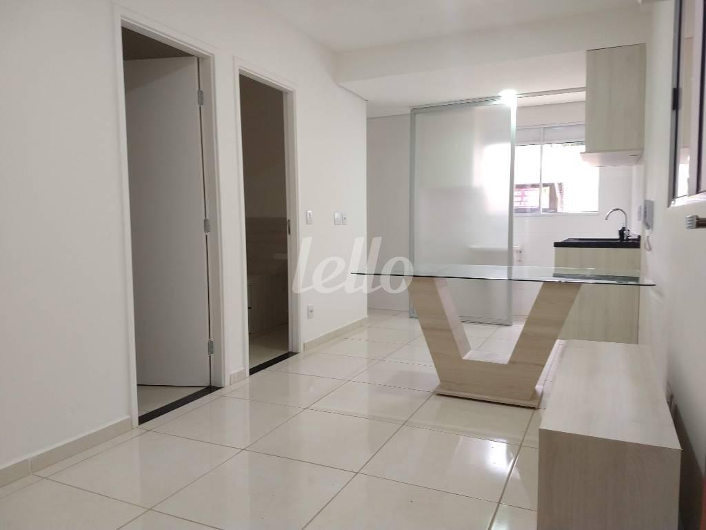 SALA 2 AMBIENTES de Apartamento à venda, Padrão com 35 m², 2 quartos e 1 vaga em Cidade Mãe do Céu - São Paulo