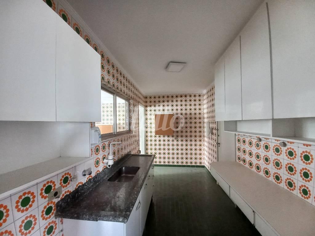 COZINHA de Apartamento à venda, Padrão com 105 m², 2 quartos e 1 vaga em Pinheiros - São Paulo