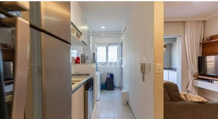 COZINHA COM MÓVEIS PLANEJADOS de Apartamento à venda, Padrão com 60 m², 3 quartos e 1 vaga em Vila Pires - Santo André