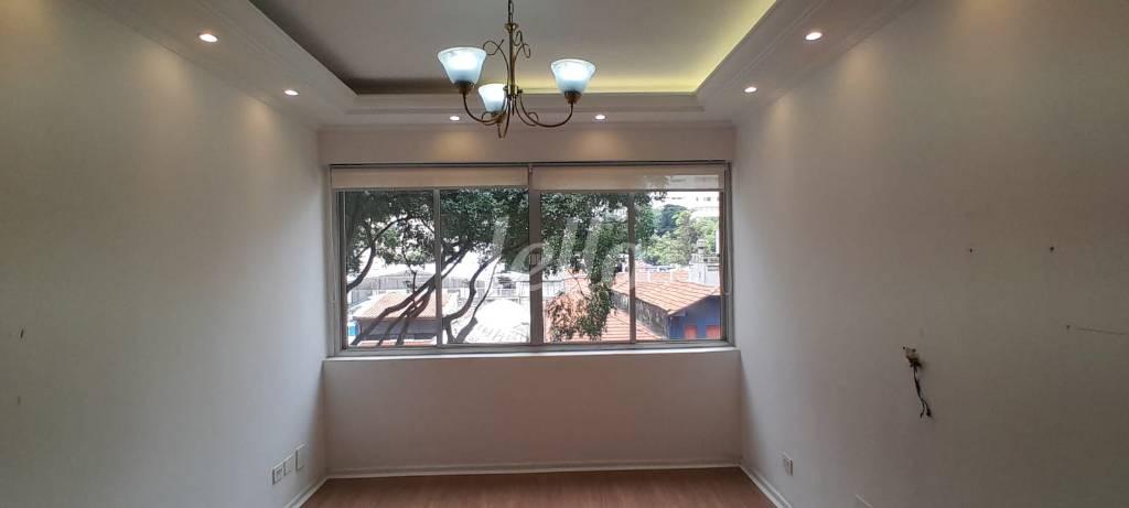 SALA de Apartamento para alugar, Padrão com 90 m², 2 quartos e 1 vaga em Consolação - São Paulo