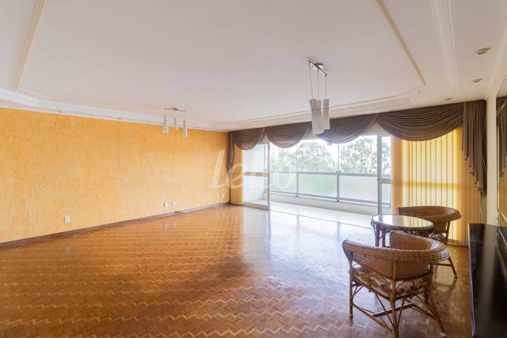 SALA de Apartamento à venda, Padrão com 153 m², 3 quartos e 1 vaga em Parque da Mooca - São Paulo