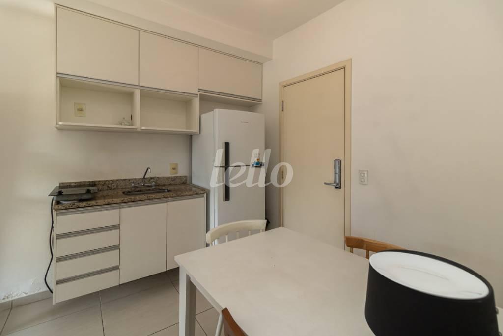 COZINHA de Apartamento para alugar, Padrão com 42 m², 1 quarto e 1 vaga em República - São Paulo