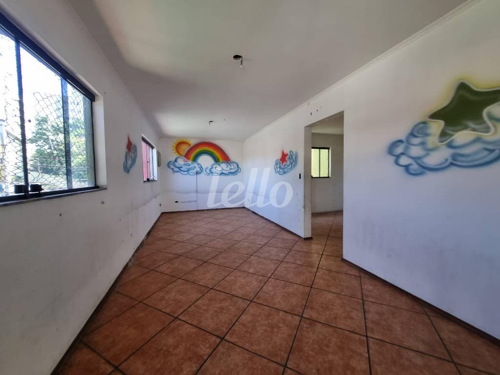 SALA de Casa à venda, sobrado com 335 m², 4 quartos e 3 vagas em Vila Alto de Santo André - Santo André