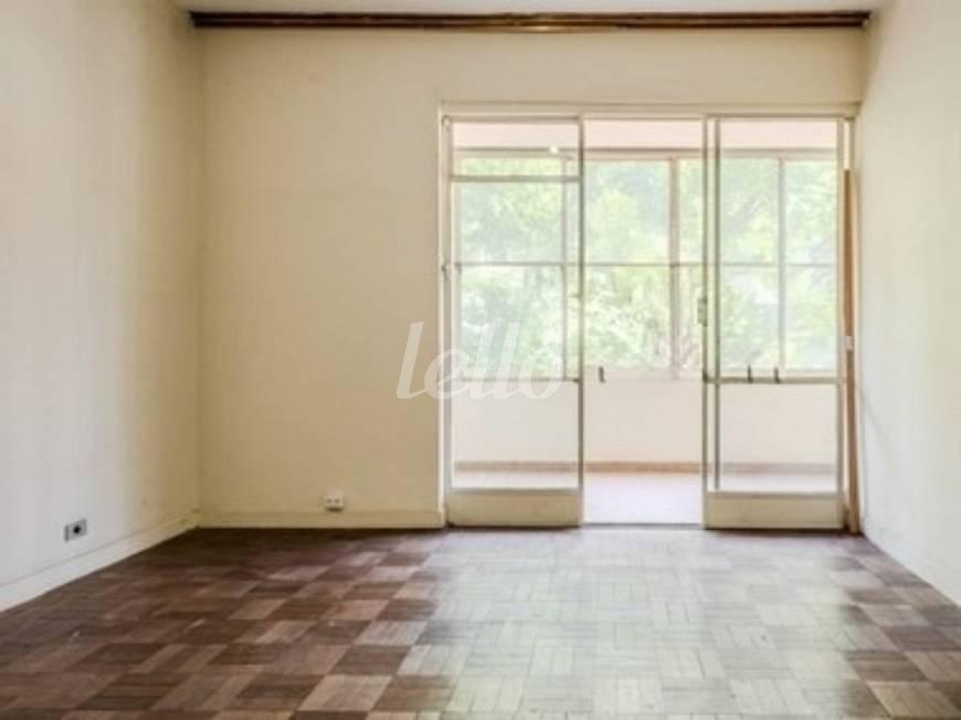 DOMR de Apartamento à venda, Padrão com 220 m², 3 quartos e 1 vaga em Jardim Paulista - São Paulo