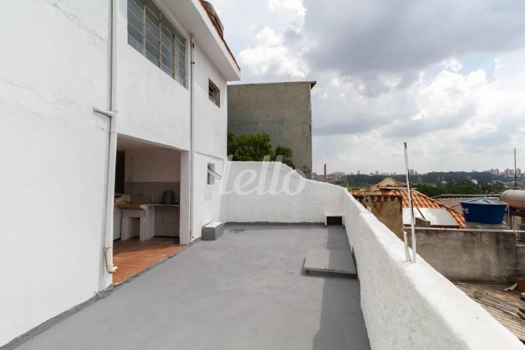 QUINTAL ABERTO (3) de Casa para alugar, sobrado com 84 m², 2 quartos e 2 vagas em Vila Bela - São Paulo