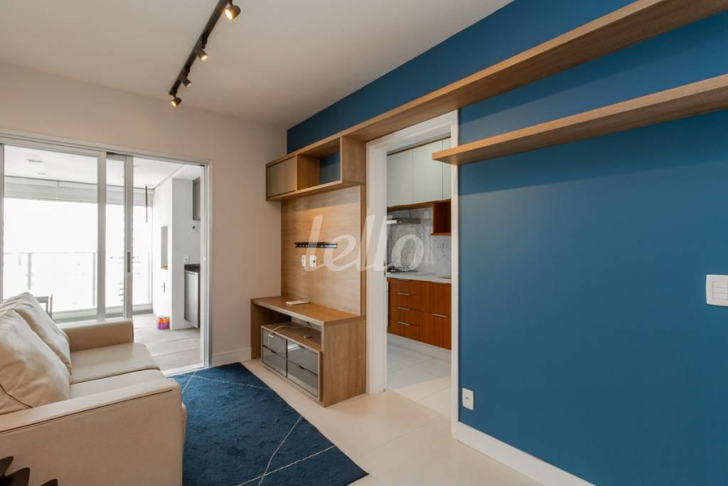 SALA de Apartamento para alugar, Padrão com 64 m², 1 quarto e 1 vaga em Pinheiros - São Paulo