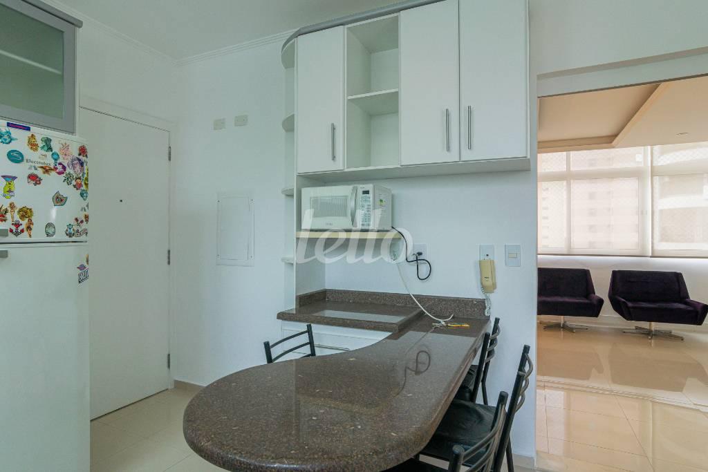 COZINHA de Apartamento para alugar, Padrão com 140 m², 2 quartos e 1 vaga em Jardim Paulista - São Paulo