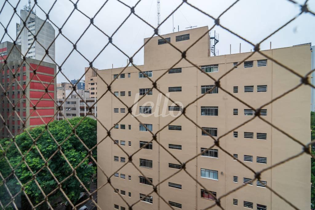 VISTA DA SALA de Apartamento à venda, Padrão com 71 m², 2 quartos e 1 vaga em Paraíso - São Paulo