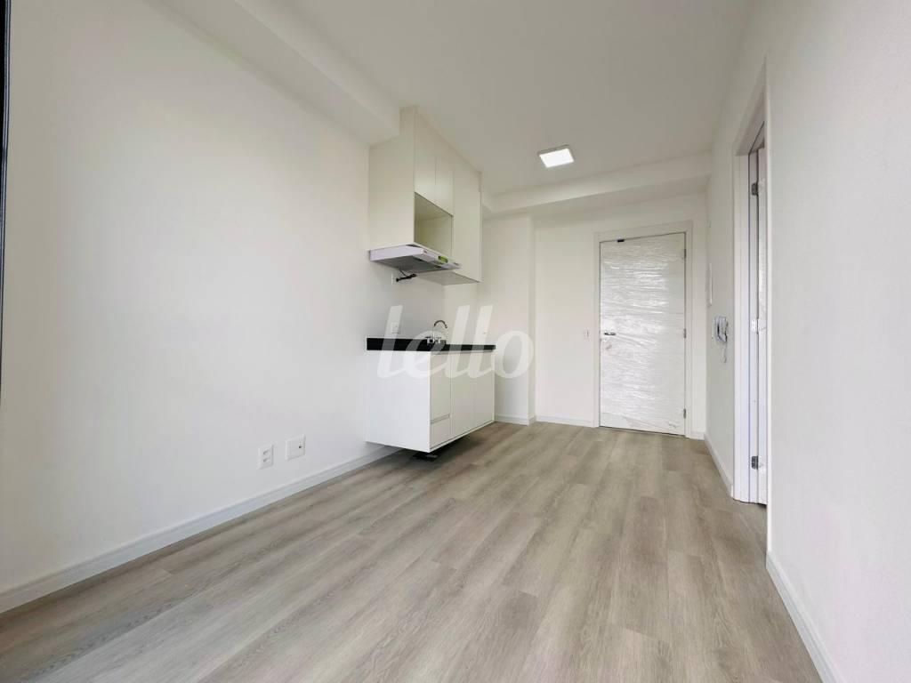 SALA de Apartamento para alugar, Padrão com 28 m², 1 quarto e em Vila Independência - São Paulo