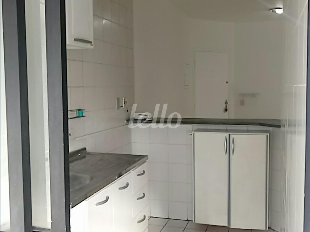 COZINHA de Apartamento para alugar, Padrão com 66 m², 2 quartos e 2 vagas em Vila Suzana - São Paulo