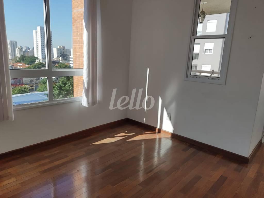 LIVING de Apartamento à venda, Padrão com 110 m², 4 quartos e 3 vagas em Vila Clementino - São Paulo