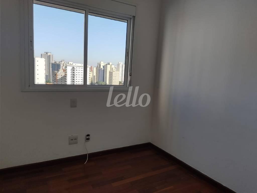 DORMITÓRIO de Apartamento à venda, Padrão com 110 m², 4 quartos e 3 vagas em Vila Clementino - São Paulo