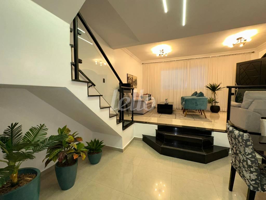 SALA de Casa à venda, sobrado com 232 m², 4 quartos e 2 vagas em Jardim Vila Formosa - São Paulo