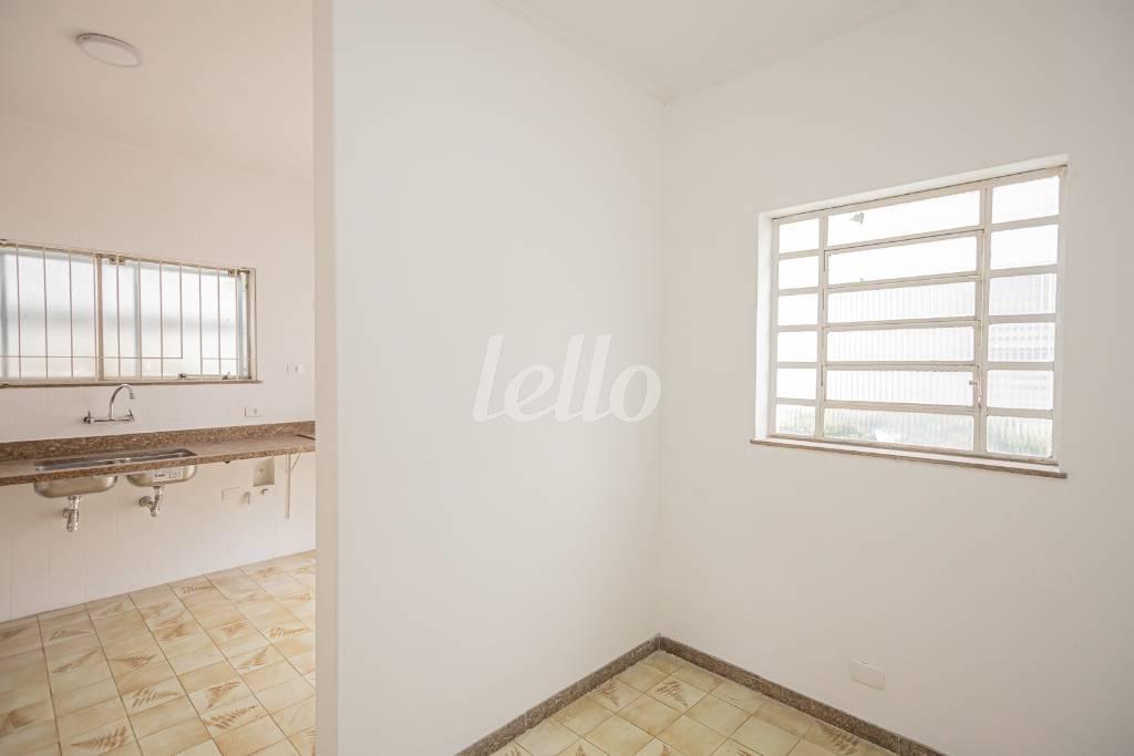 08COZINHA_001 de Casa para alugar, sobrado com 330 m², 3 quartos e 4 vagas em Planalto Paulista - São Paulo