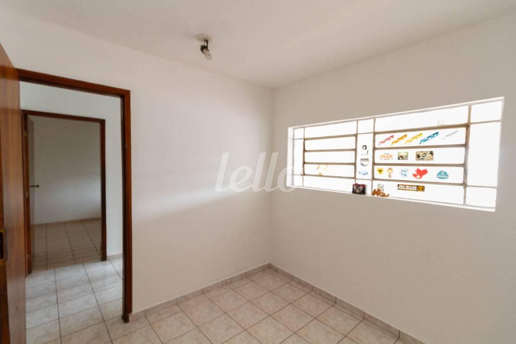 DORMITÓRIO 3 (2) de Casa para alugar, sobrado com 84 m², 2 quartos e 2 vagas em Vila Bela - São Paulo