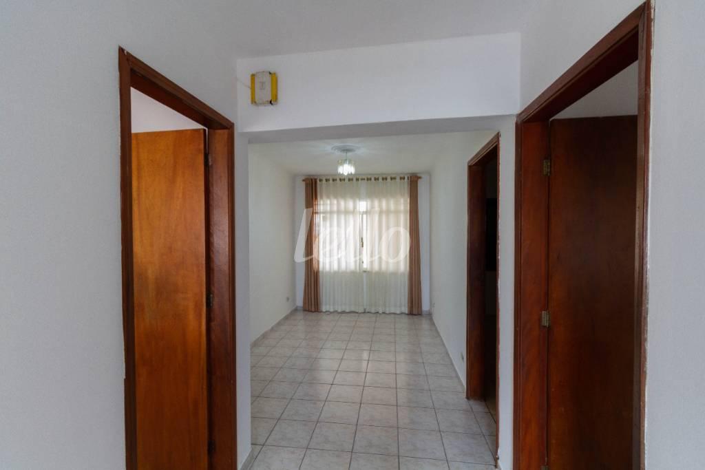 SALA (3) de Casa para alugar, sobrado com 84 m², 2 quartos e 2 vagas em Vila Bela - São Paulo