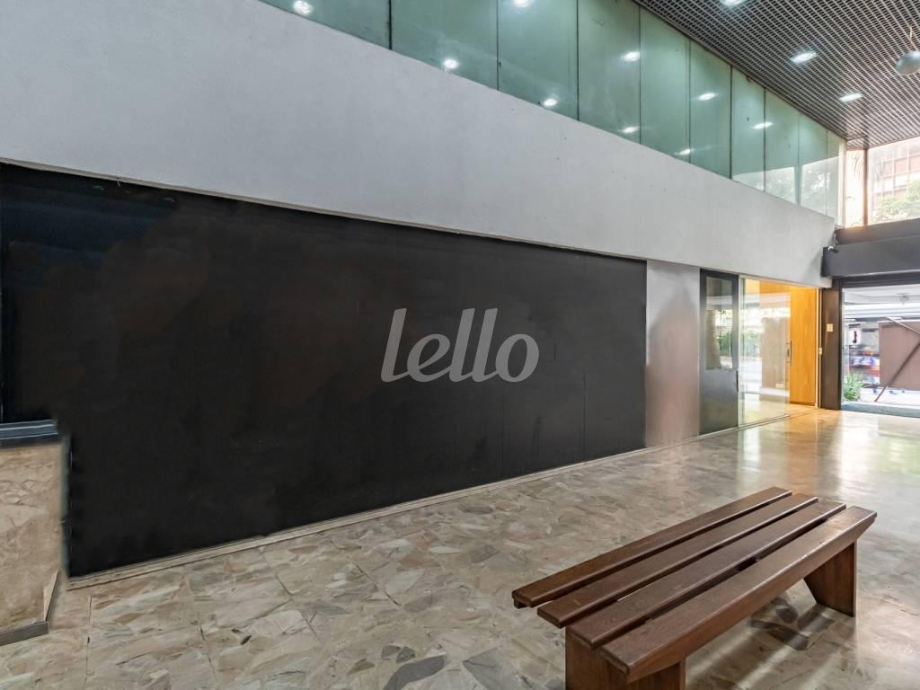 FACHADA INTERNA de Loja para alugar, Padrão com 60 m², e em Jardim Paulistano - São Paulo