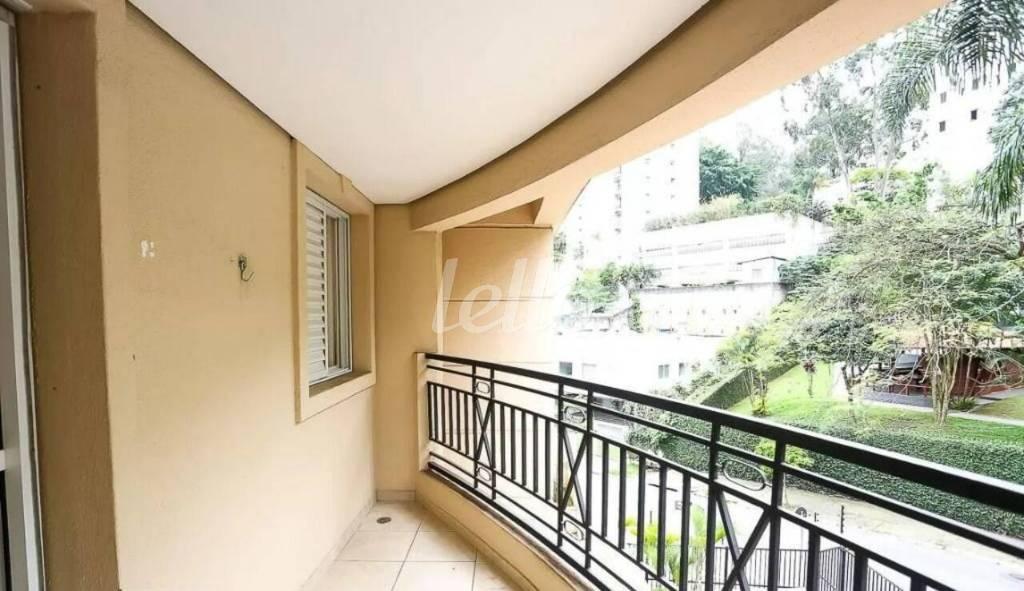 VARANDA de Apartamento para alugar, Padrão com 100 m², 3 quartos e 2 vagas em Vila Andrade - São Paulo