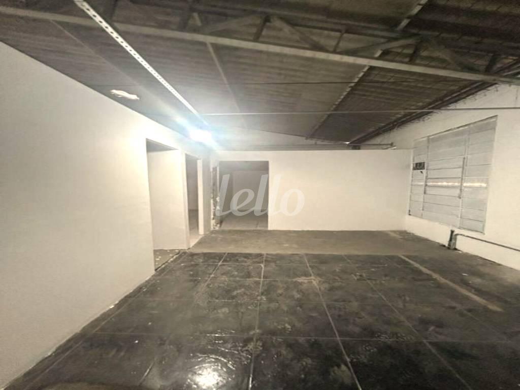 LOJA de Loja para alugar, Padrão com 291 m², e 5 vagas em Demarchi - São Bernardo do Campo