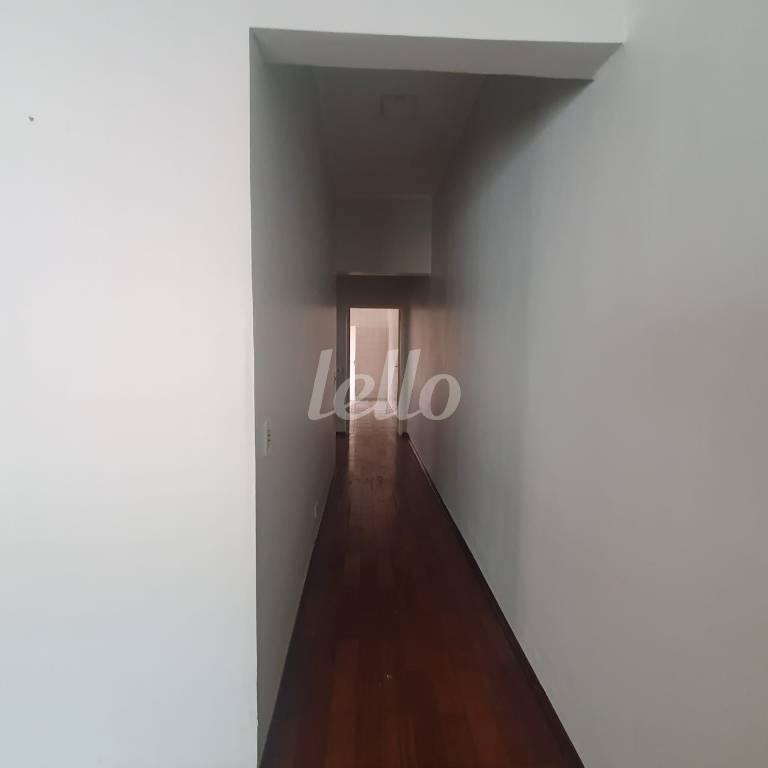 CORREDOR de Casa à venda, térrea com 155 m², 2 quartos e 2 vagas em Alto da Moóca - São Paulo