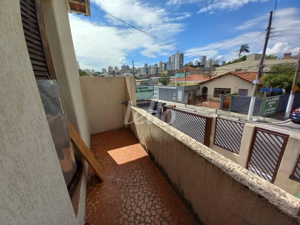 SACADA de Casa à venda, sobrado com 240 m², 2 quartos e 3 vagas em Vila Vitório Mazzei - São Paulo