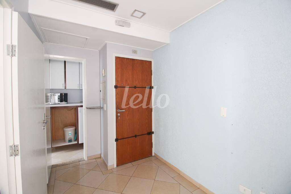 RECEPÇÃO de Sala / Conjunto para alugar, Padrão com 50 m², e 1 vaga em Tucuruvi - São Paulo