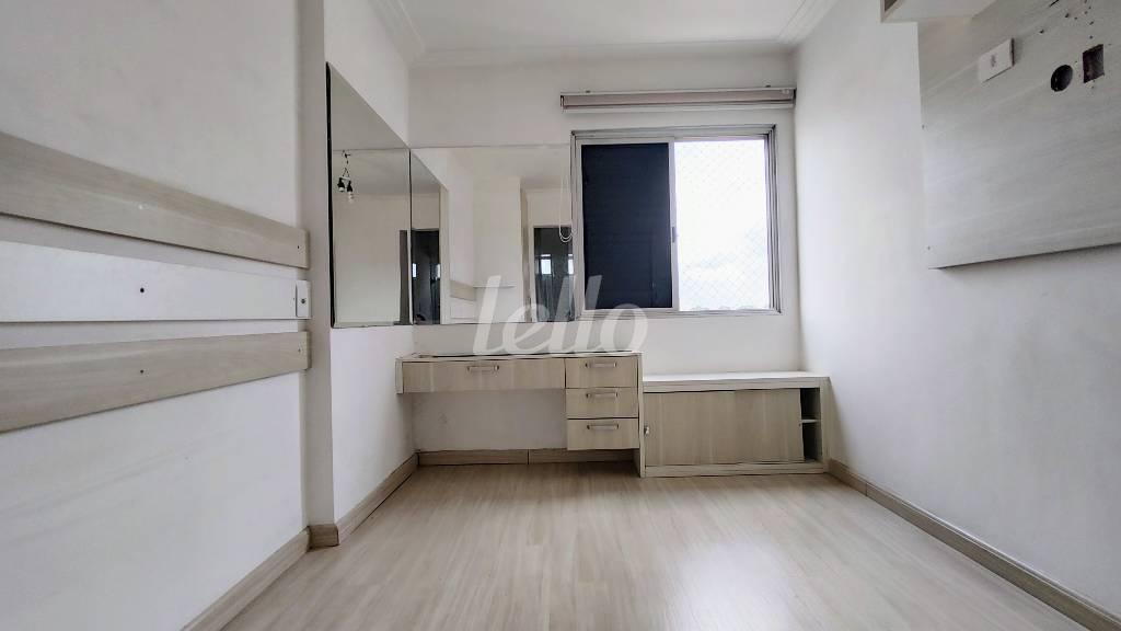 SUÍTE de Apartamento à venda, Padrão com 56 m², 2 quartos e 2 vagas em Vila Bertioga - São Paulo