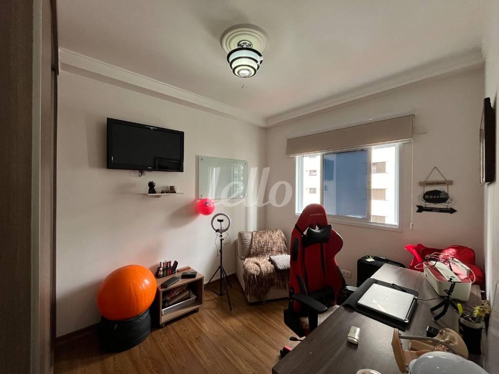DORMITÓRIO de Apartamento à venda, Padrão com 95 m², 3 quartos e 2 vagas em Vila Regente Feijó - São Paulo