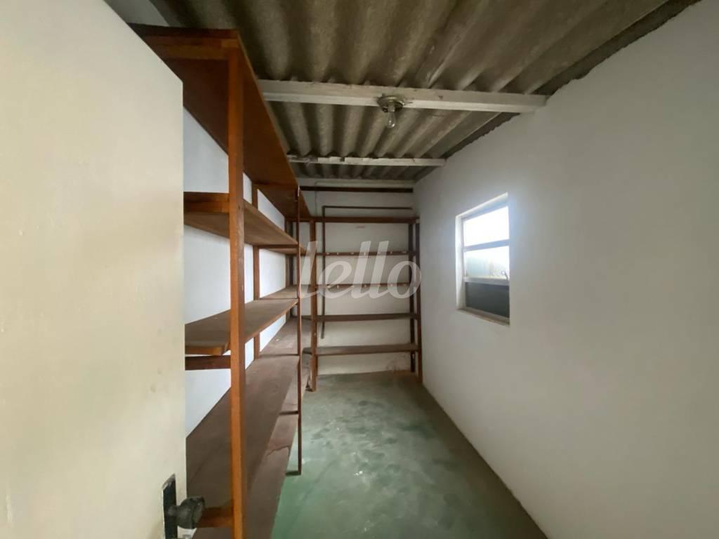 ALMOXARIFADO de Casa para alugar, sobrado com 236 m², e 2 vagas em Vila Sonia - São Bernardo do Campo
