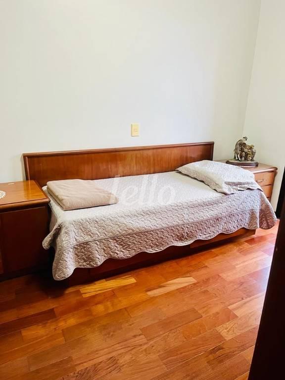 DORMITÓRIO de Apartamento à venda, Padrão com 119 m², 3 quartos e 3 vagas em Vila Carrão - São Paulo