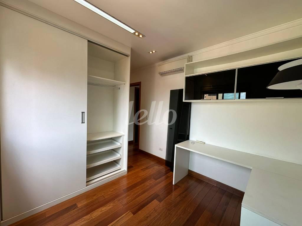 SUITE 2 de Apartamento para alugar, Padrão com 152 m², 4 quartos e 3 vagas em Santana - São Paulo
