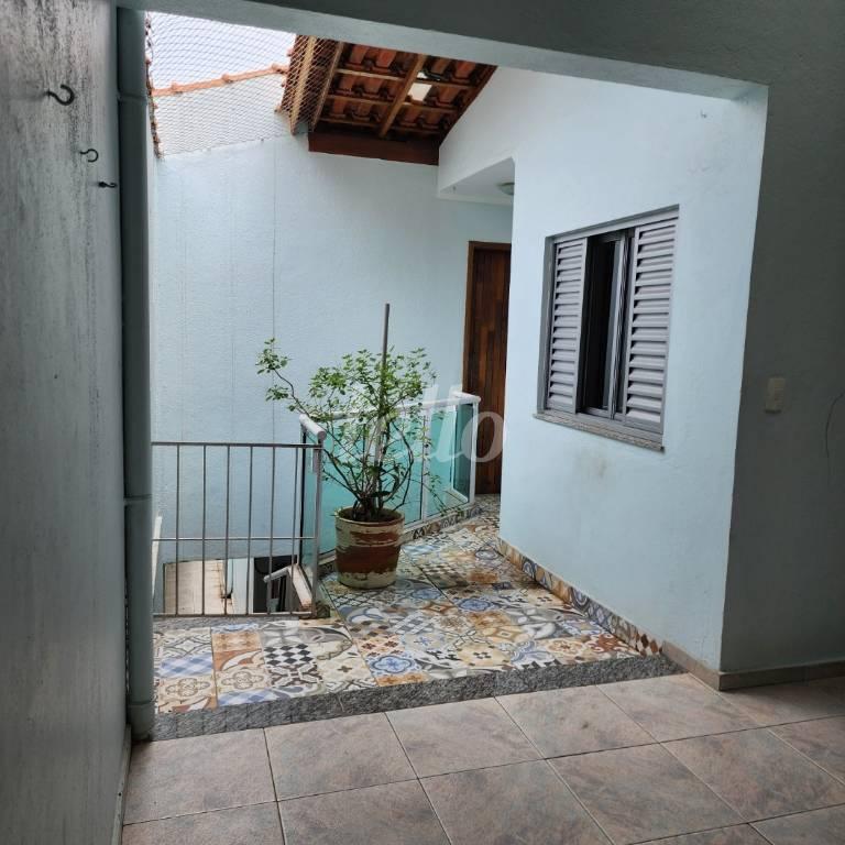 ÁREA EXTERNA de Casa à venda, sobrado com 182 m², 3 quartos e 2 vagas em Vila Vivaldi - São Bernardo do Campo